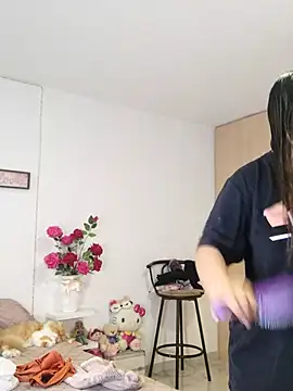 Zoe riivas online show from 2, 11, 2025