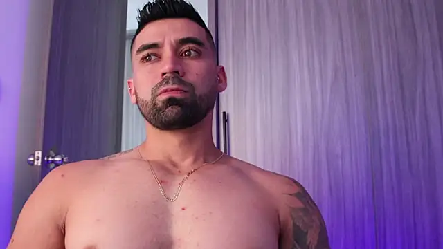 Snapshot of SOY_MIKE chatting on 9, 11, 2025 SOY MIKE online show from 9, 11, 2025