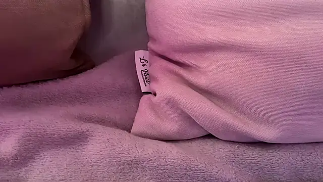 AlmaryKim online show from 19, 4, 2026