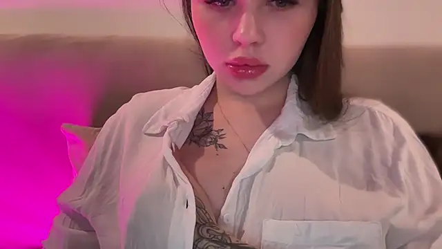 Snapshot of AlmaryKim chatting on 3, 11, 2025 AlmaryKim online show from 3, 11, 2025