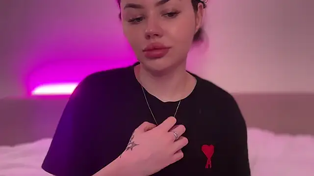 AlmaryKim online show from 11, 2, 2026