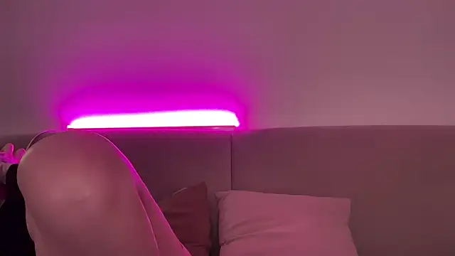 AlmaryKim online show from 5, 3, 2026