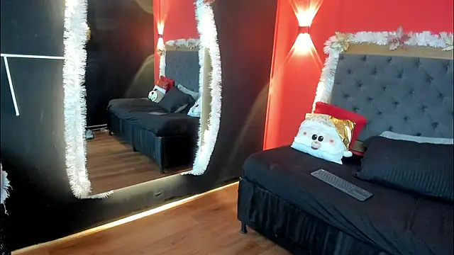 Xiomara Stwart online show from 26, 11, 2025