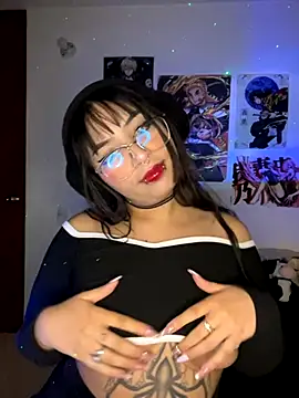 Hinatamoon  online show from 10, 10, 2025