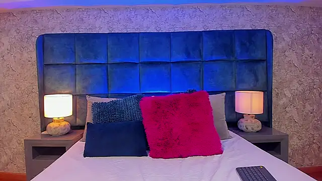 PamelaBetancur online show from 1, 10, 2025