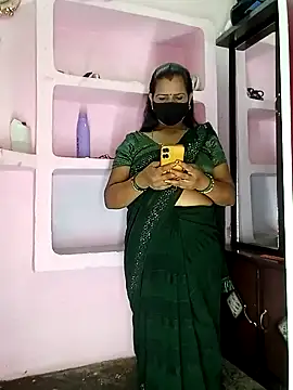 Snapshot of Bhabhi_jaan10 chatting on 1, 10, 2025 Bhabhi jaan10 online show from 1, 10, 2025