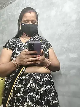 Snapshot of Bhabhi_jaan10 chatting on 29, 10, 2025 Bhabhi jaan10 online show from 29, 10, 2025