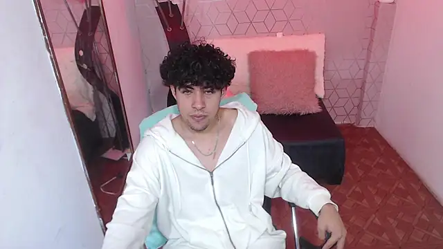 Liil boy online show from 5, 11, 2025