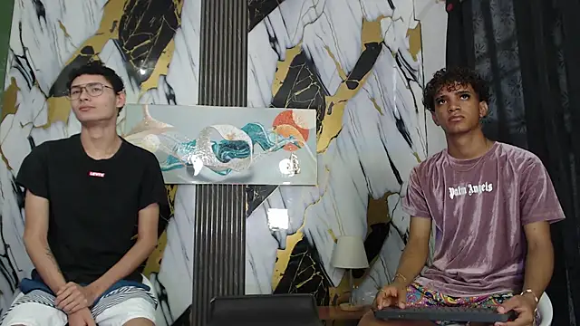 VERY HOT GUYS online show from 18, 7, 2026