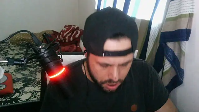 xDogZxX online show from 4, 10, 2025