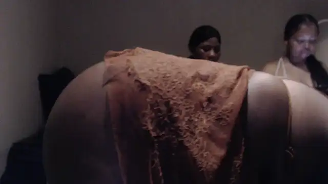 PIXIEBITCHXXX26 online show from 11, 4, 2026