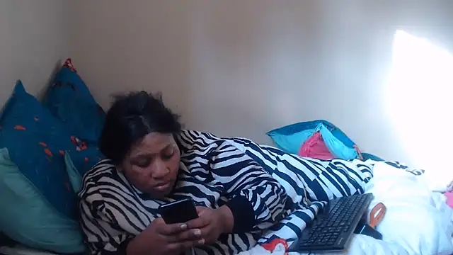 PIXIEBITCHXXX26 online show from 29, 6, 2026