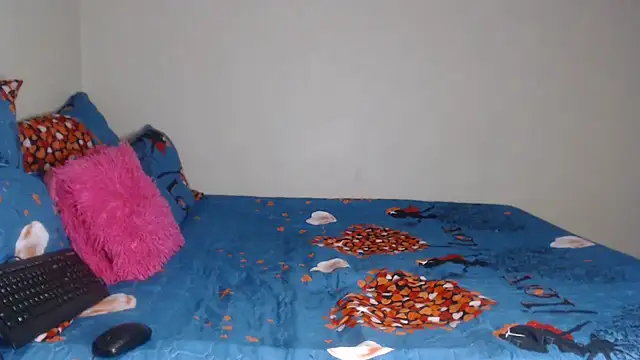 PIXIEBITCHXXX26 online show from 13, 6, 2026