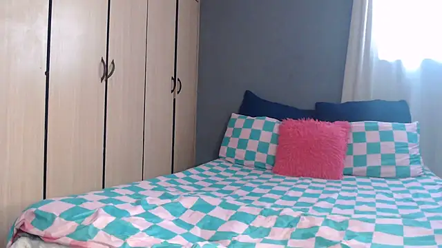 PIXIEBITCHXXX26 online show from 17, 7, 2026