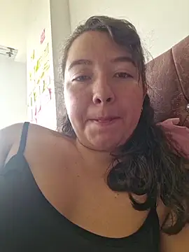 annyaparis online show from 1, 3, 2026