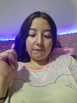 annyaparis online show from 21, 12, 2025