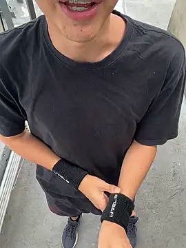 LiamMyst online show from 10, 4, 2026