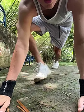 LiamMyst online show from 2, 4, 2026