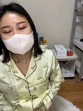 mia2 jp online show from 14, 4, 2026