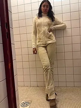 latingangsex online show from 22, 2, 2026