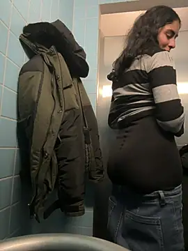 latingangsex online show from 19, 2, 2026