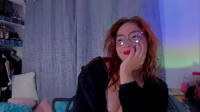 AmaruBloom online show from 15, 10, 2025