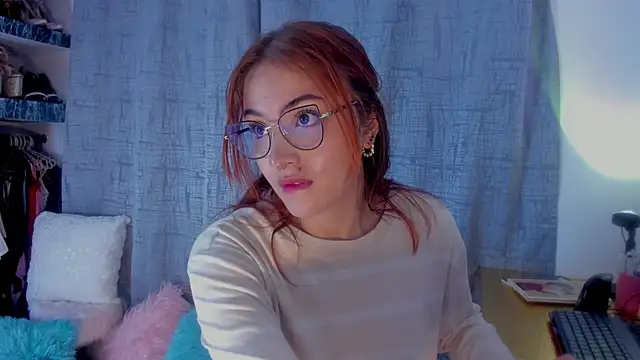 AmaruBloom online show from 9, 10, 2025