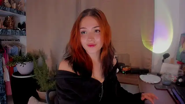 AmaruBloom online show from 3, 12, 2025