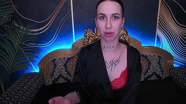 Snapshot of IsabelleDiorr chatting on 10, 11, 2025 IsabelleDiorr online show from 10, 11, 2025