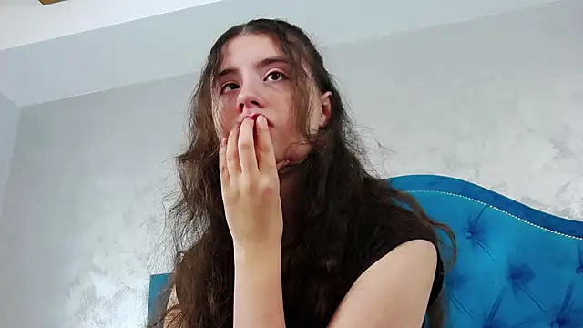 AnnaEve  online show from 5, 10, 2025