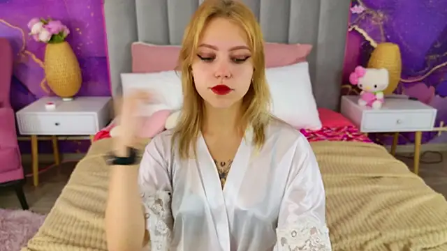 Stellahaart online show from 1, 10, 2025