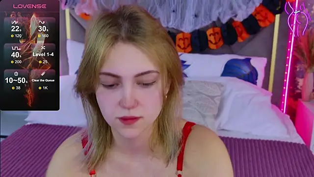 Stellahaart online show from 6, 11, 2025