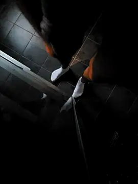 Snapshot of rezzzze chatting on 14, 10, 2025 rezzzze online show from 14, 10, 2025