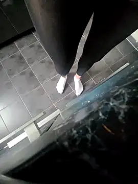 rezzzze online show from 1, 11, 2025