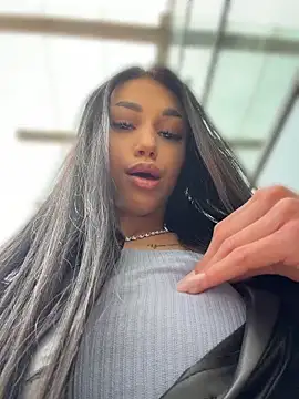 ilariea girl online show from 10, 5, 2026