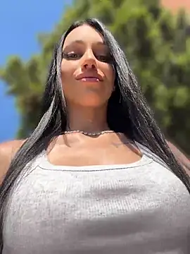 ilariea girl online show from 29, 5, 2026
