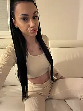 ilariea girl online show from 14, 2, 2026