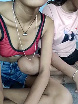 Unique girls90 online show from 4, 4, 2026