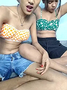 Unique girls90 online show from 21, 4, 2026