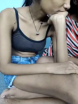 Unique girls90 online show from 16, 4, 2026