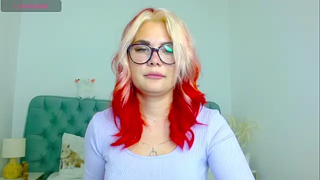 Naughty kittyy1 online show from 4, 10, 2025