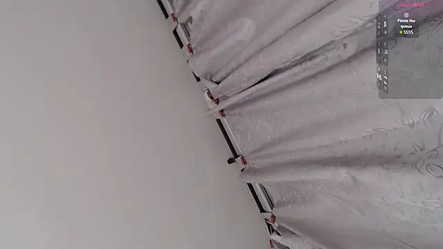 Snapshot of jazmin_oquendo chatting on 23, 11, 2025 jazmin oquendo online show from 23, 11, 2025