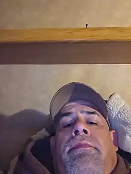 Snapshot of DeeBestEver chatting on 26, 5, 2026 DeeBestEver online show from 26, 5, 2026