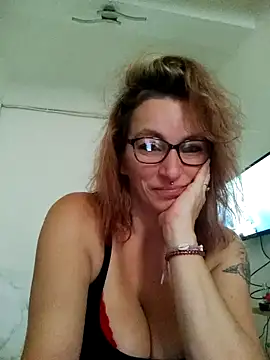 Fifi83Bell online show from 17, 11, 2025