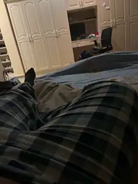 nanaisbackk online show from 3, 12, 2025