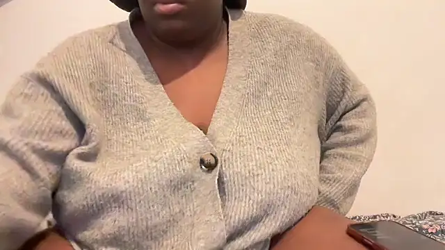 nanaisbackk online show from 9, 11, 2025