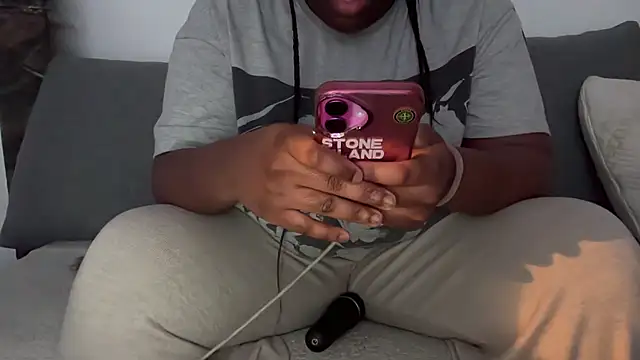 nanaisbackk online show from 13, 1, 2026