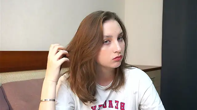 AshleyCristina online show from 6, 10, 2025