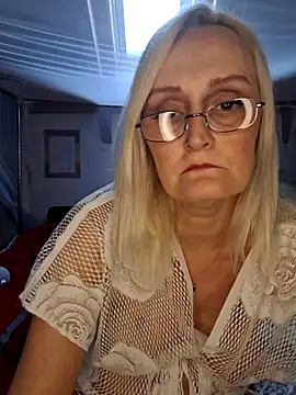 Jenny Blum online show from 17, 11, 2025