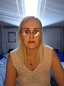 Jenny Blum online show from 17, 12, 2025